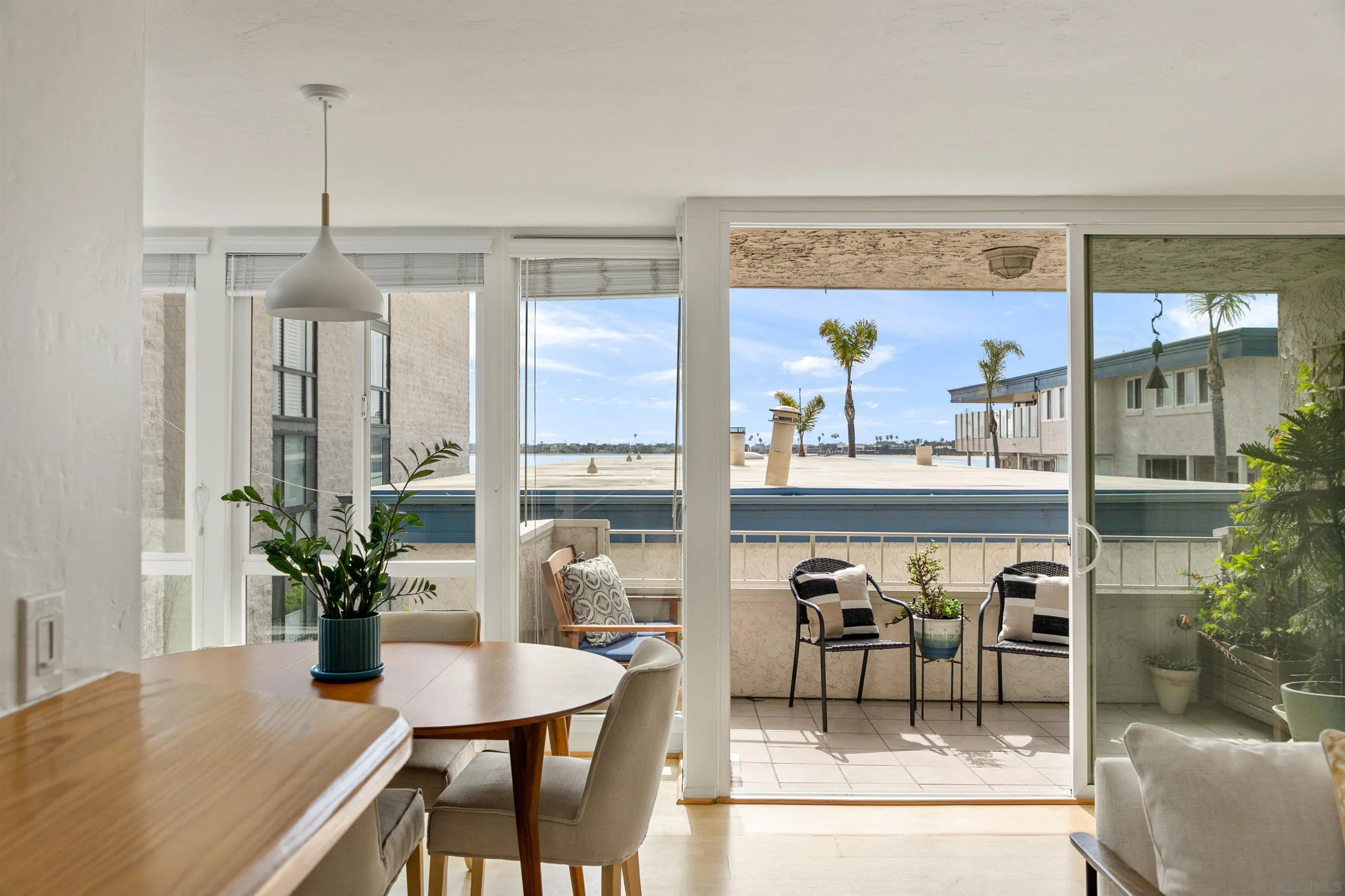 3920 Riviera Dr Unit H