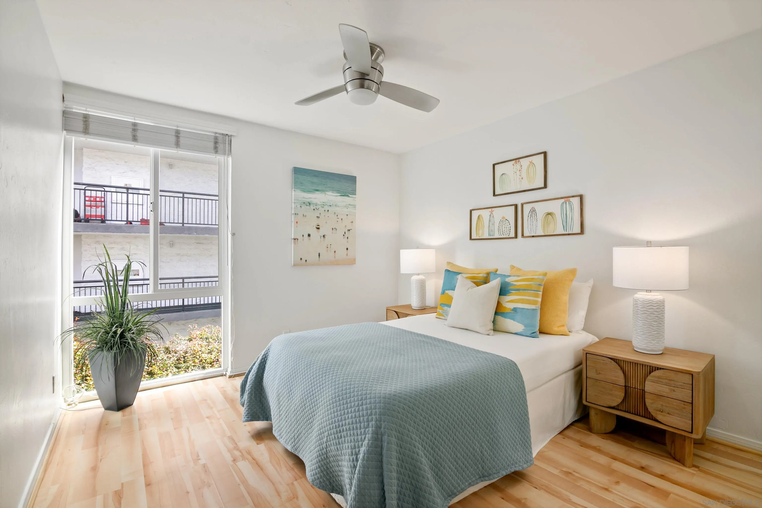 3920 Riviera Dr Unit H