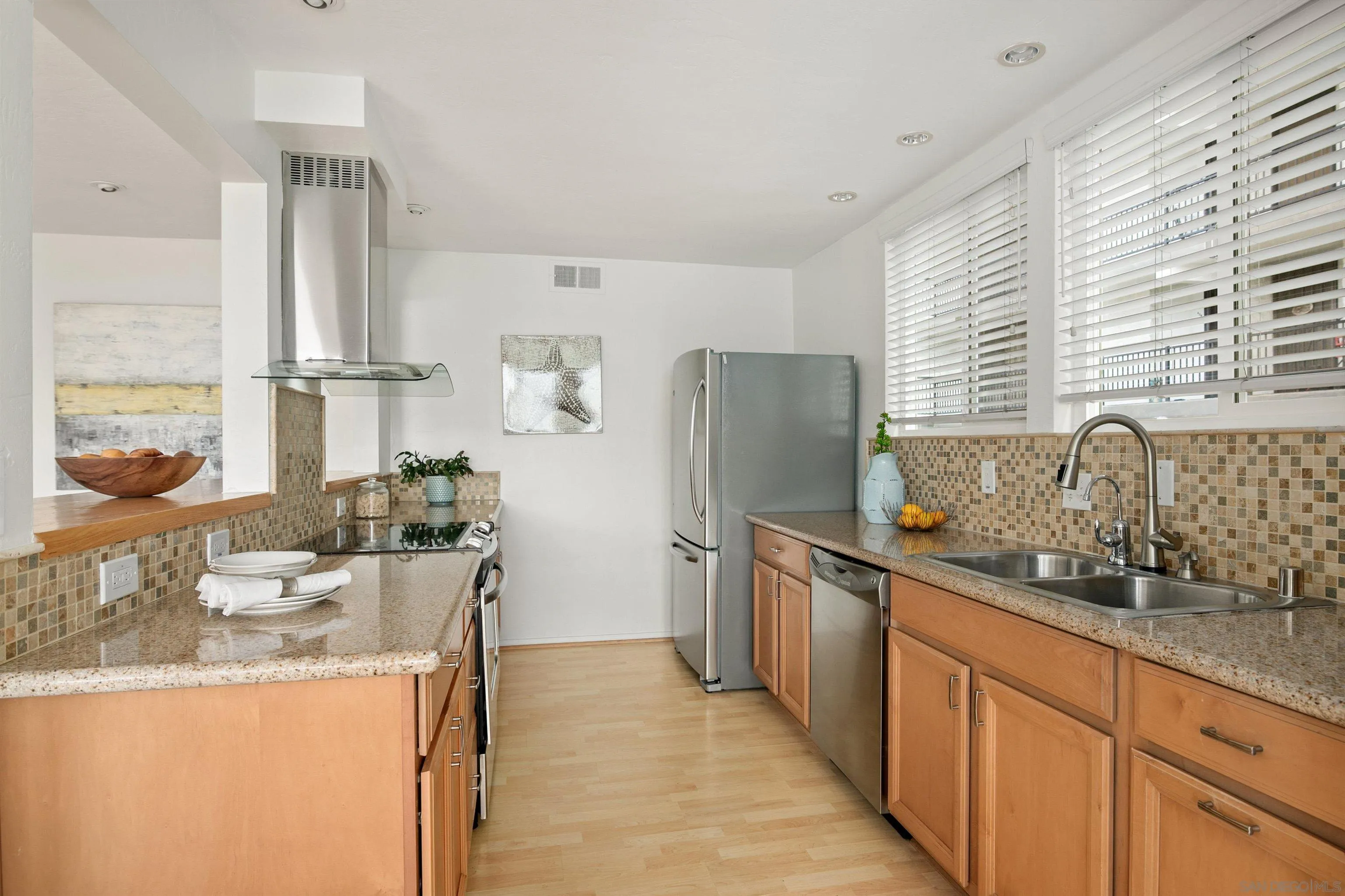 3920 Riviera Dr Unit H