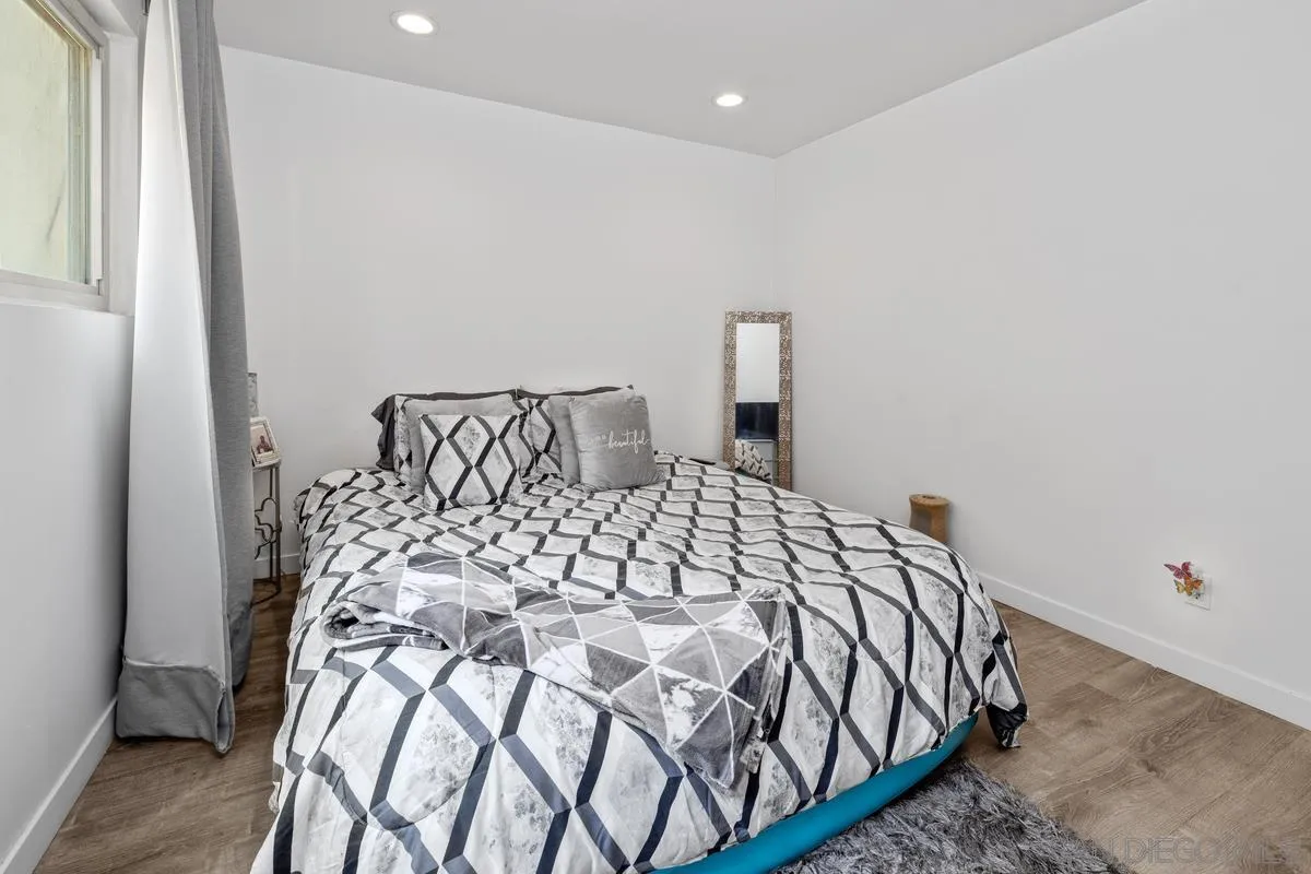 8671 Lake Murray Blvd Unit 4