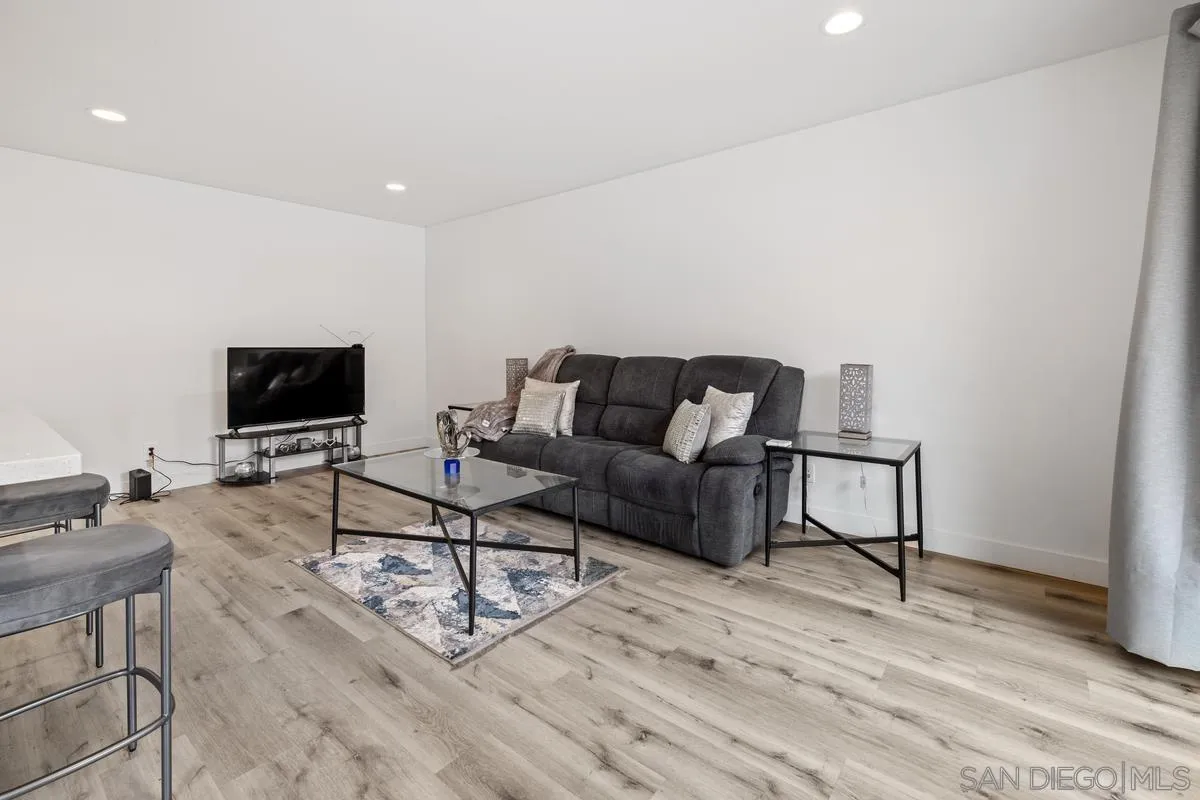 8671 Lake Murray Blvd Unit 4