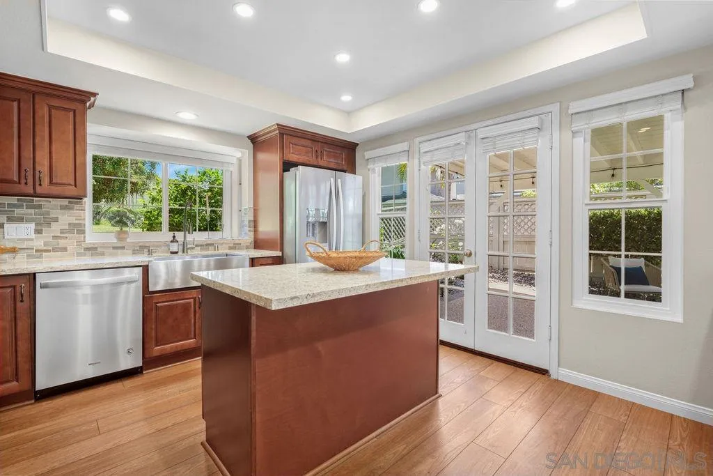 598 Rockport Ct.
