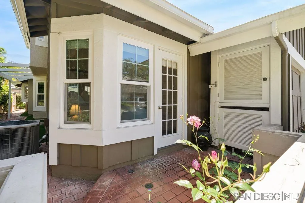 598 Rockport Ct.