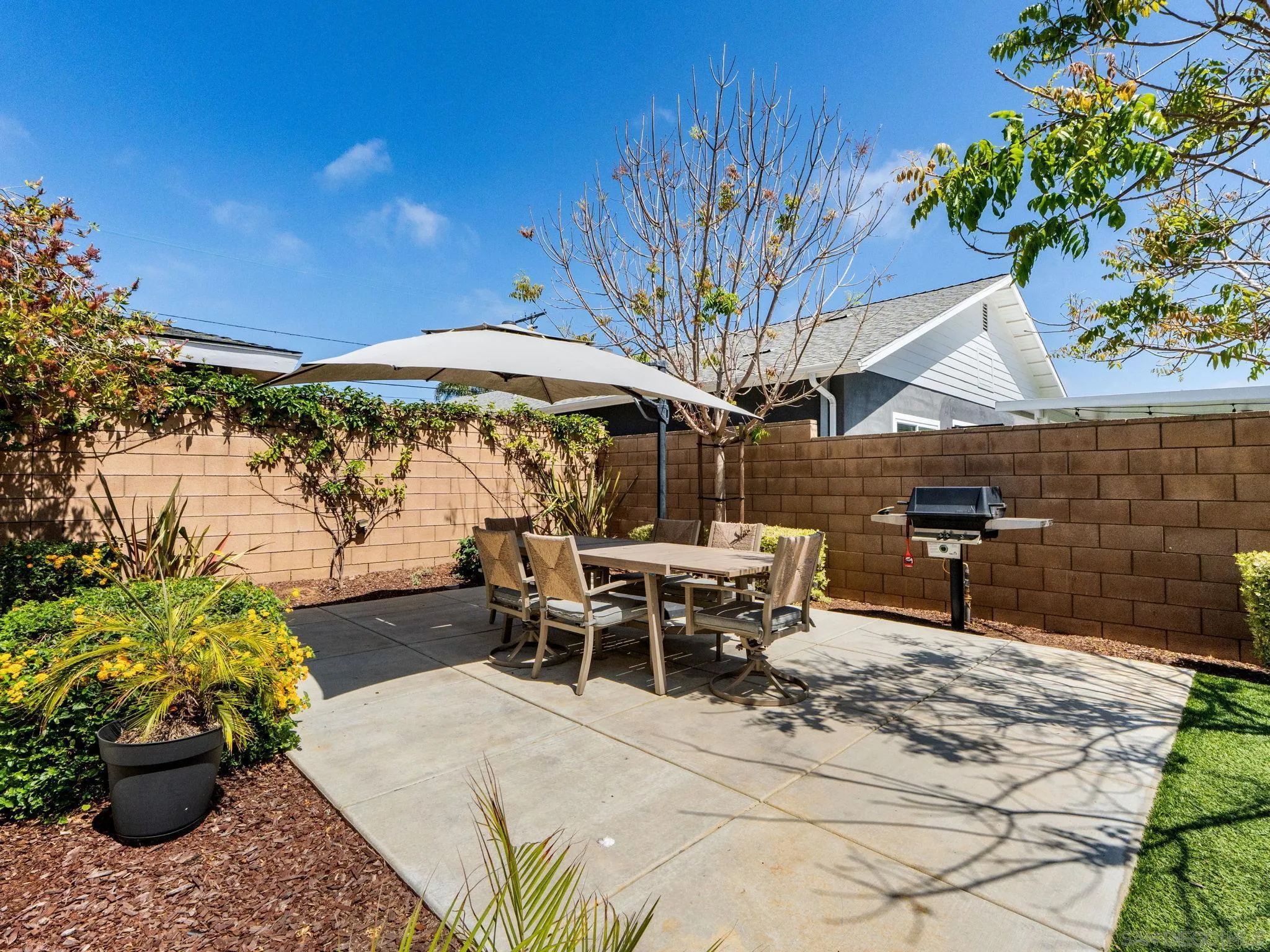 707 Magnolia Ave