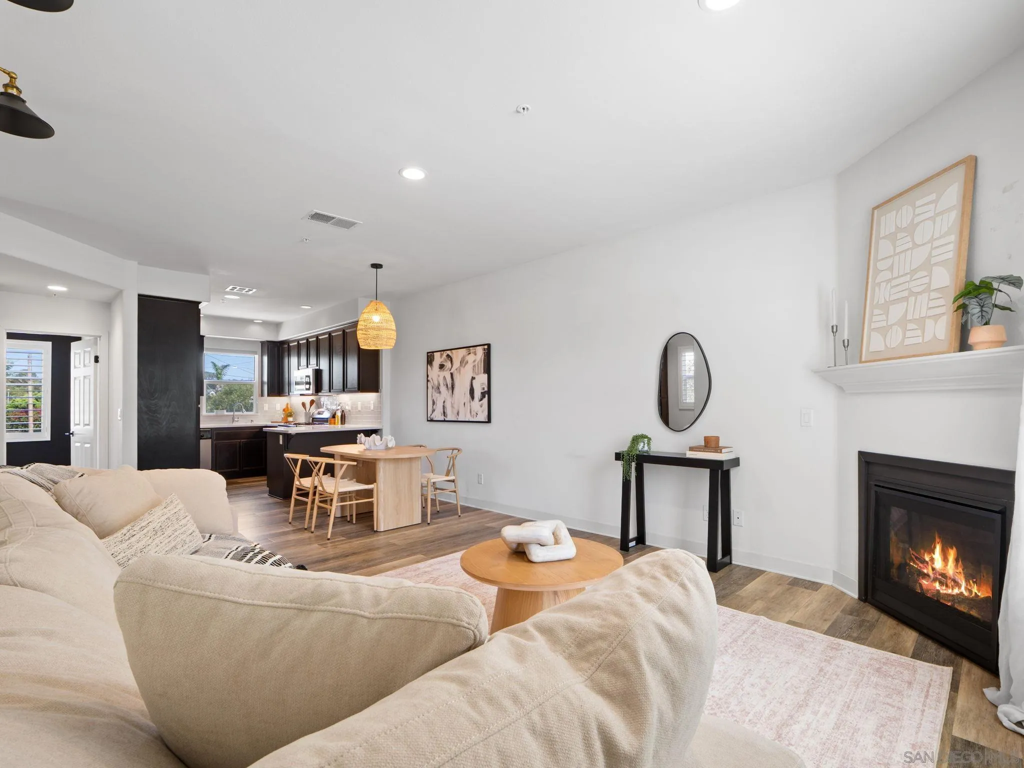 707 Magnolia Ave
