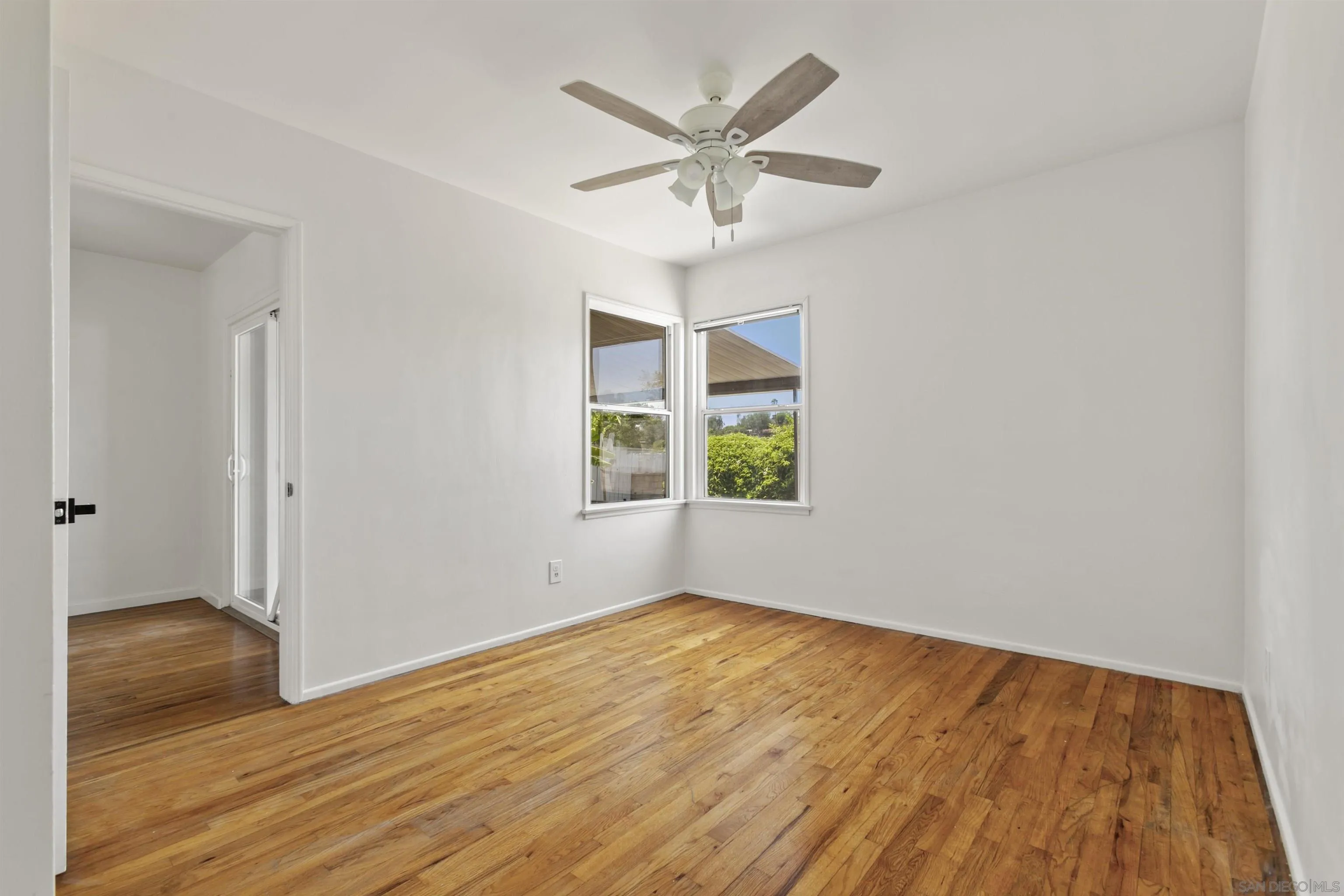 1936 Parrot St