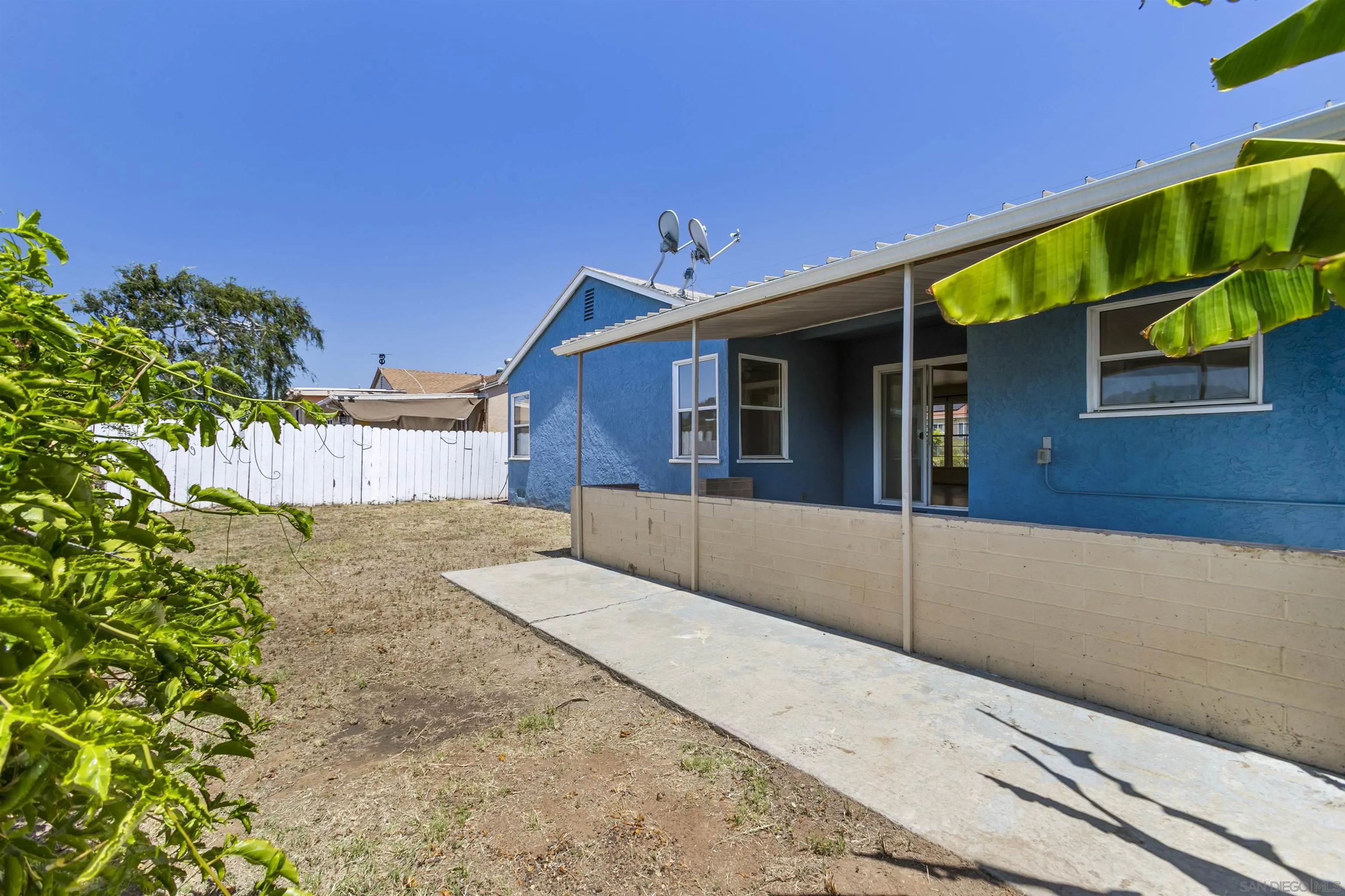 1936 Parrot St