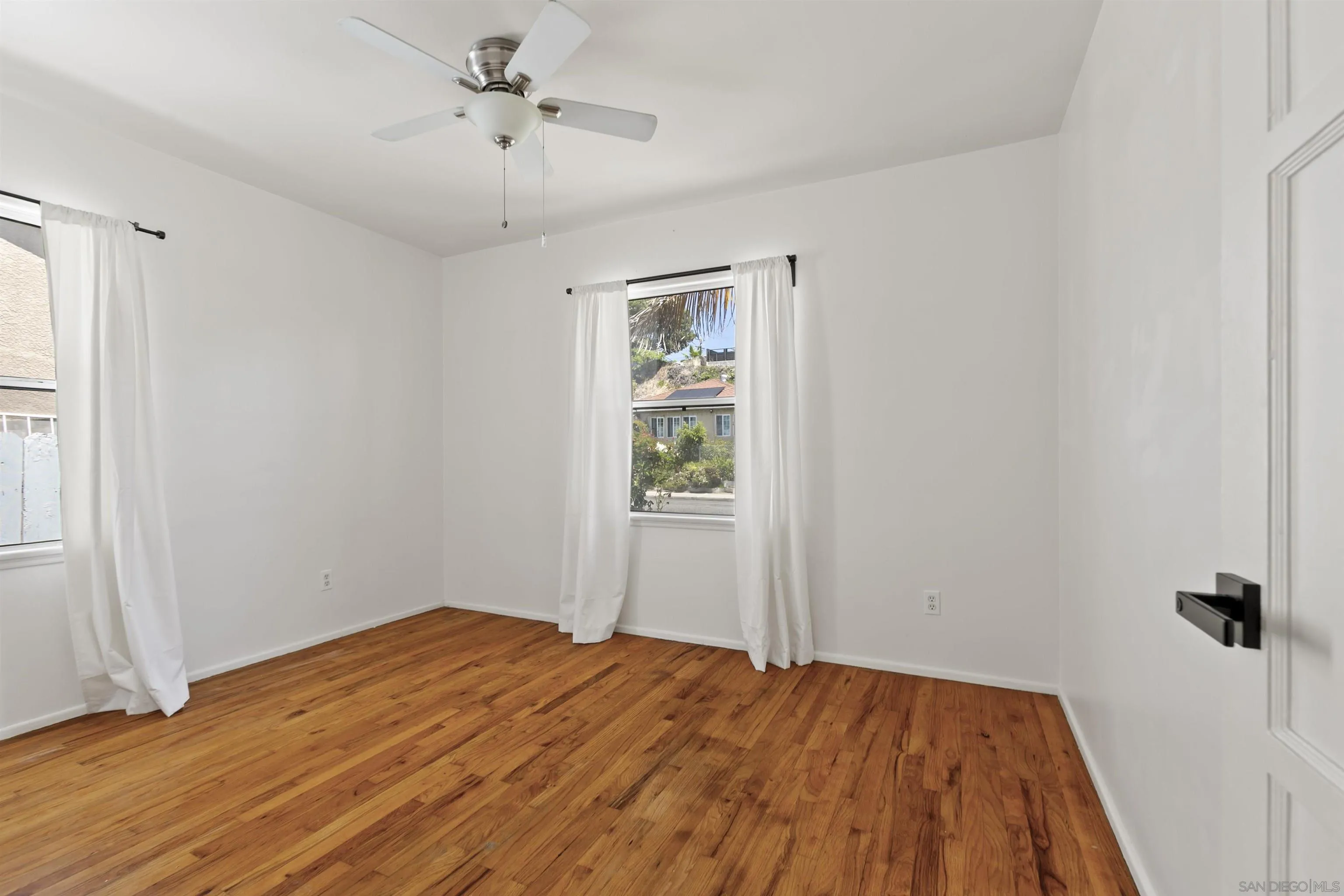 1936 Parrot St