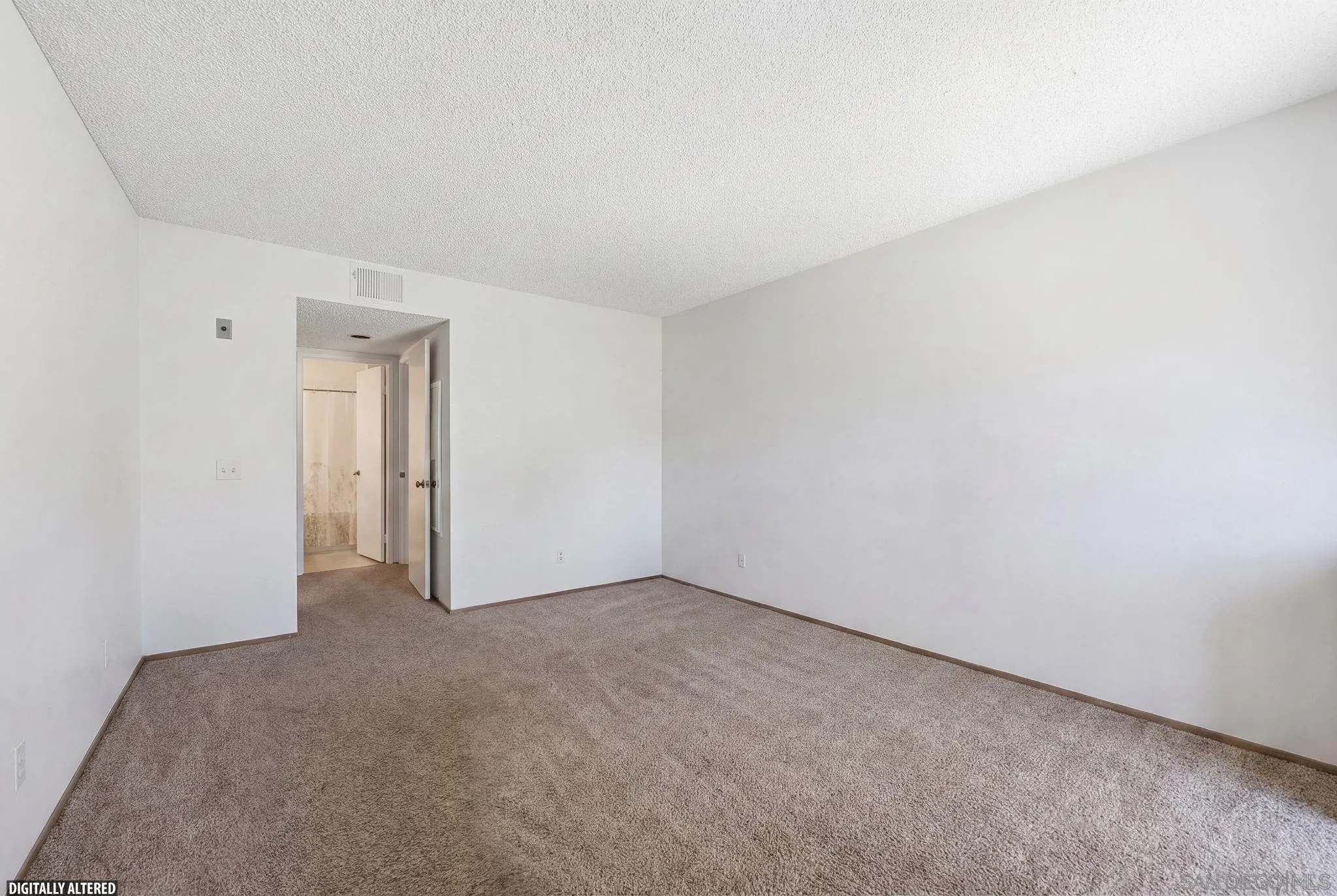 7255 Navajo Unit C300