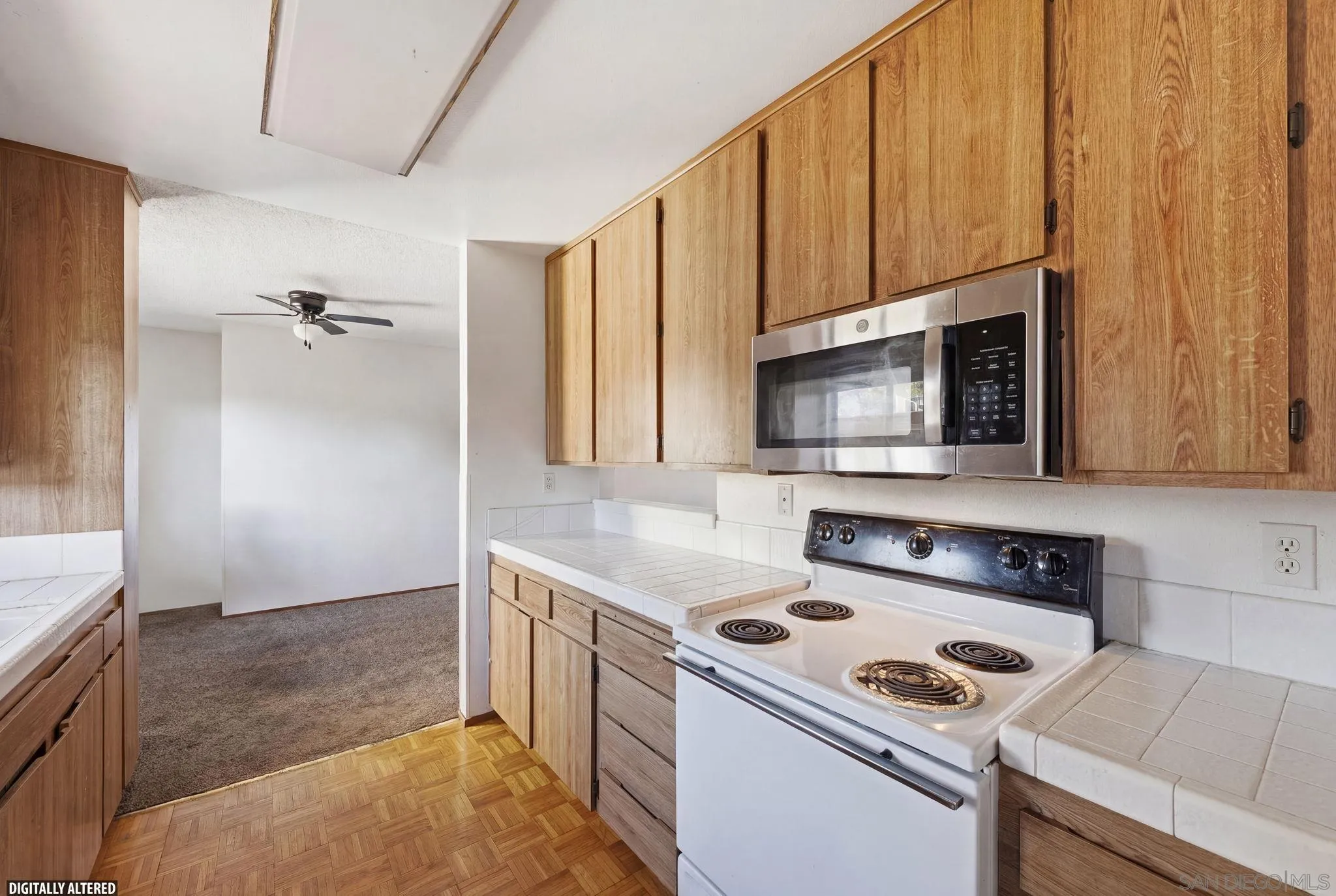 7255 Navajo Unit C300