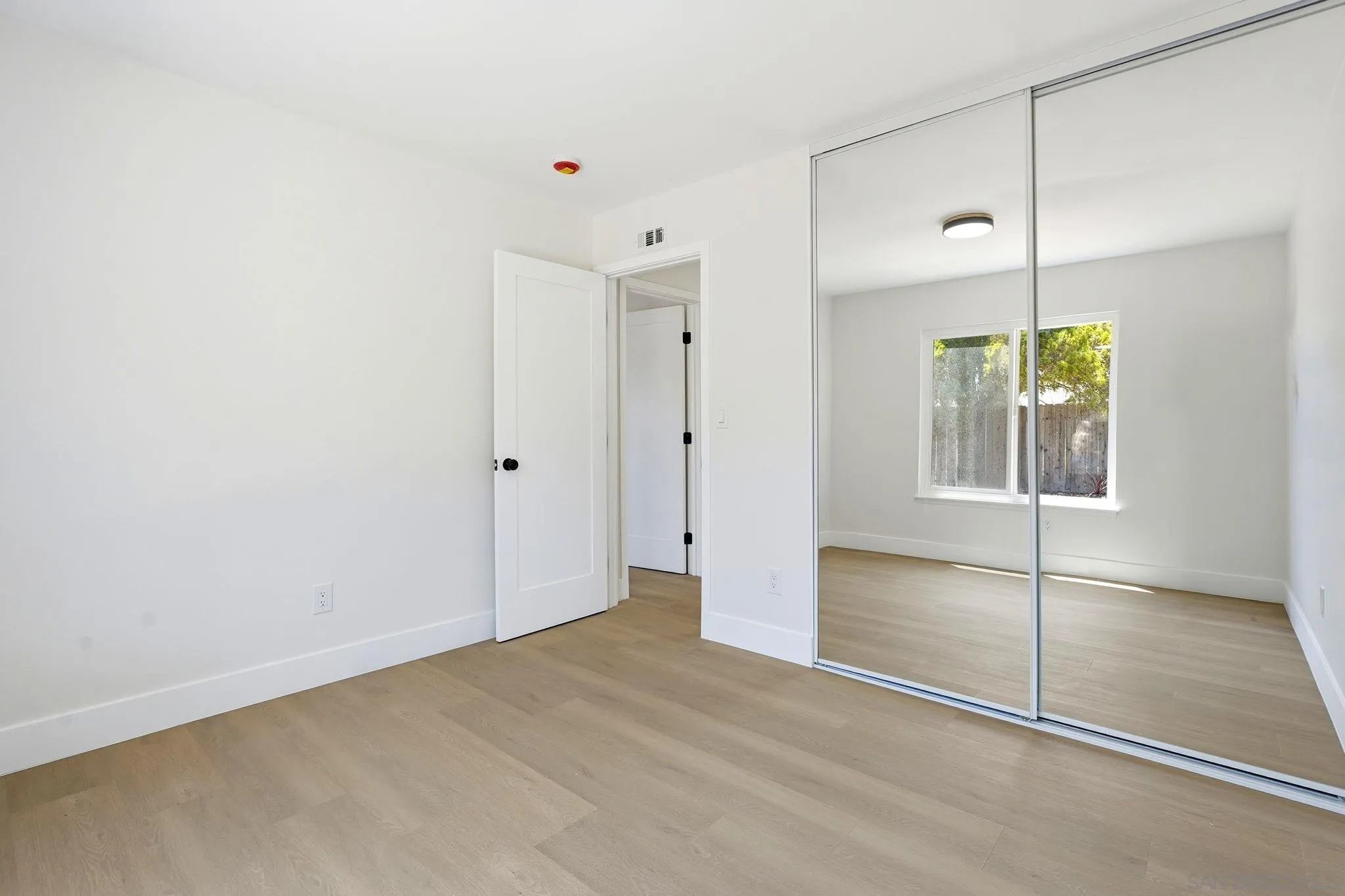 8523 Duncannon