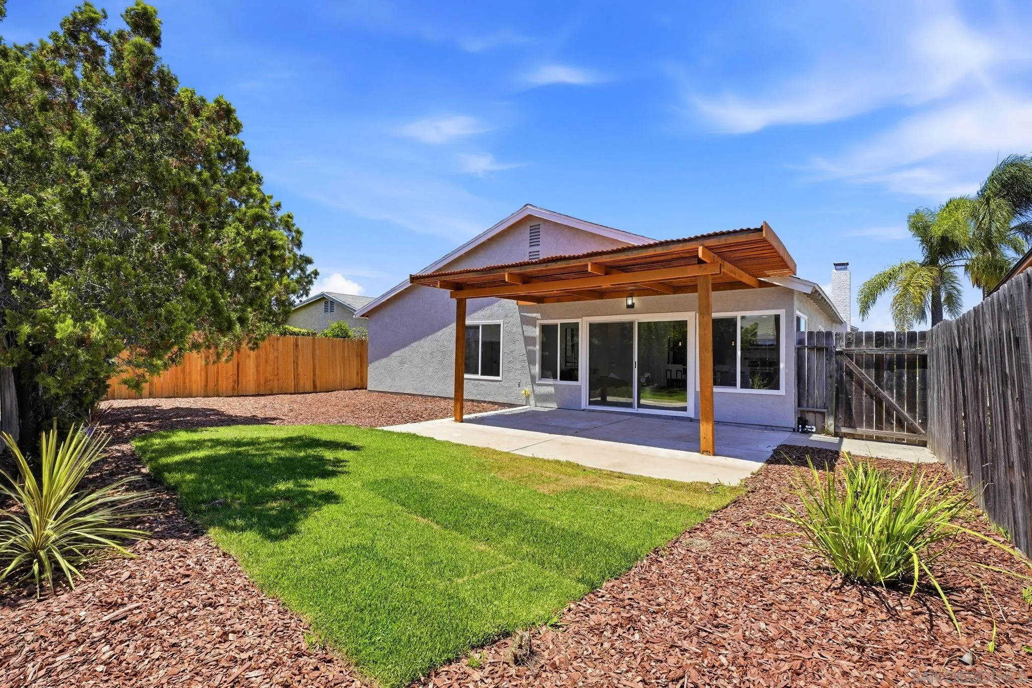 8523 Duncannon