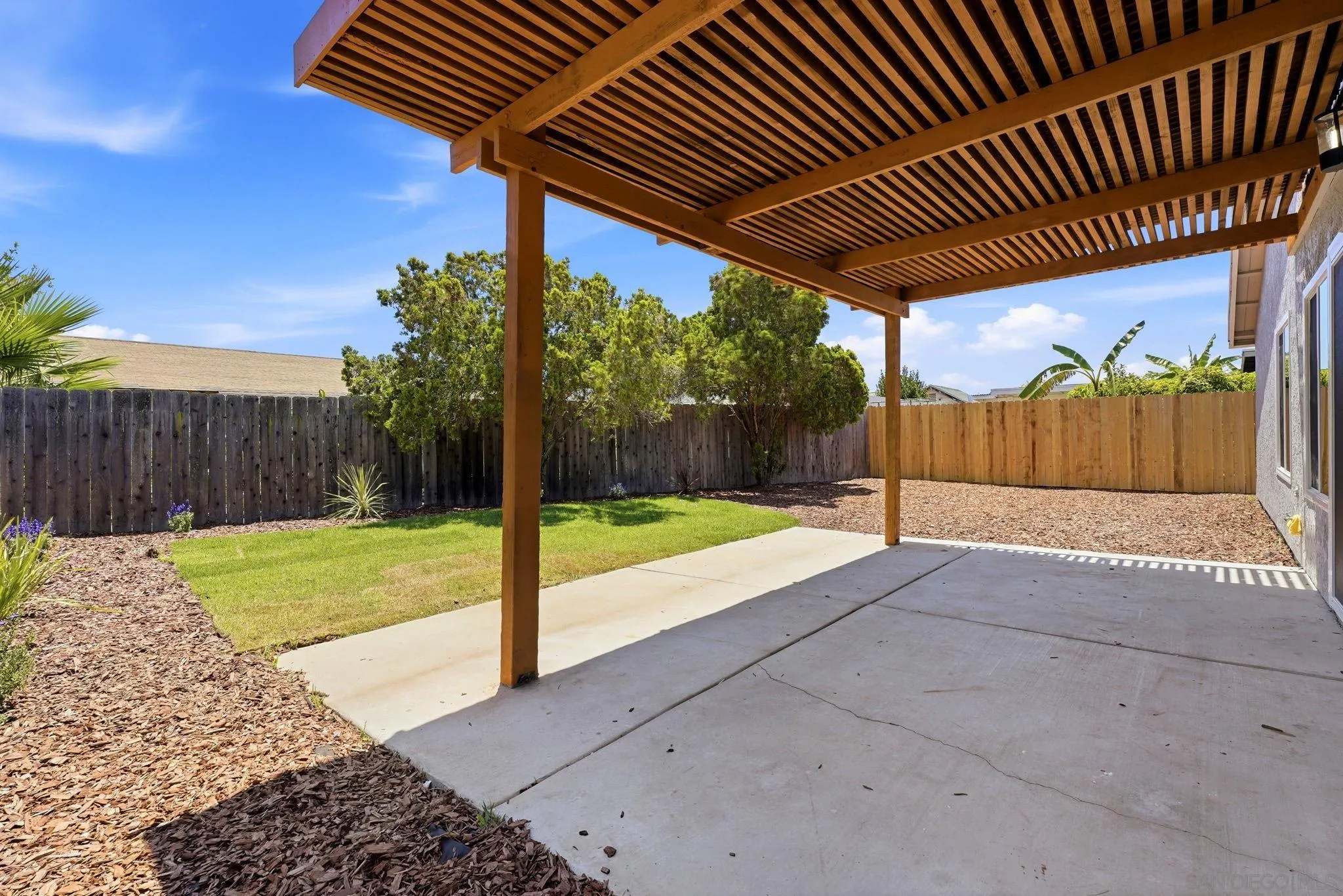 8523 Duncannon