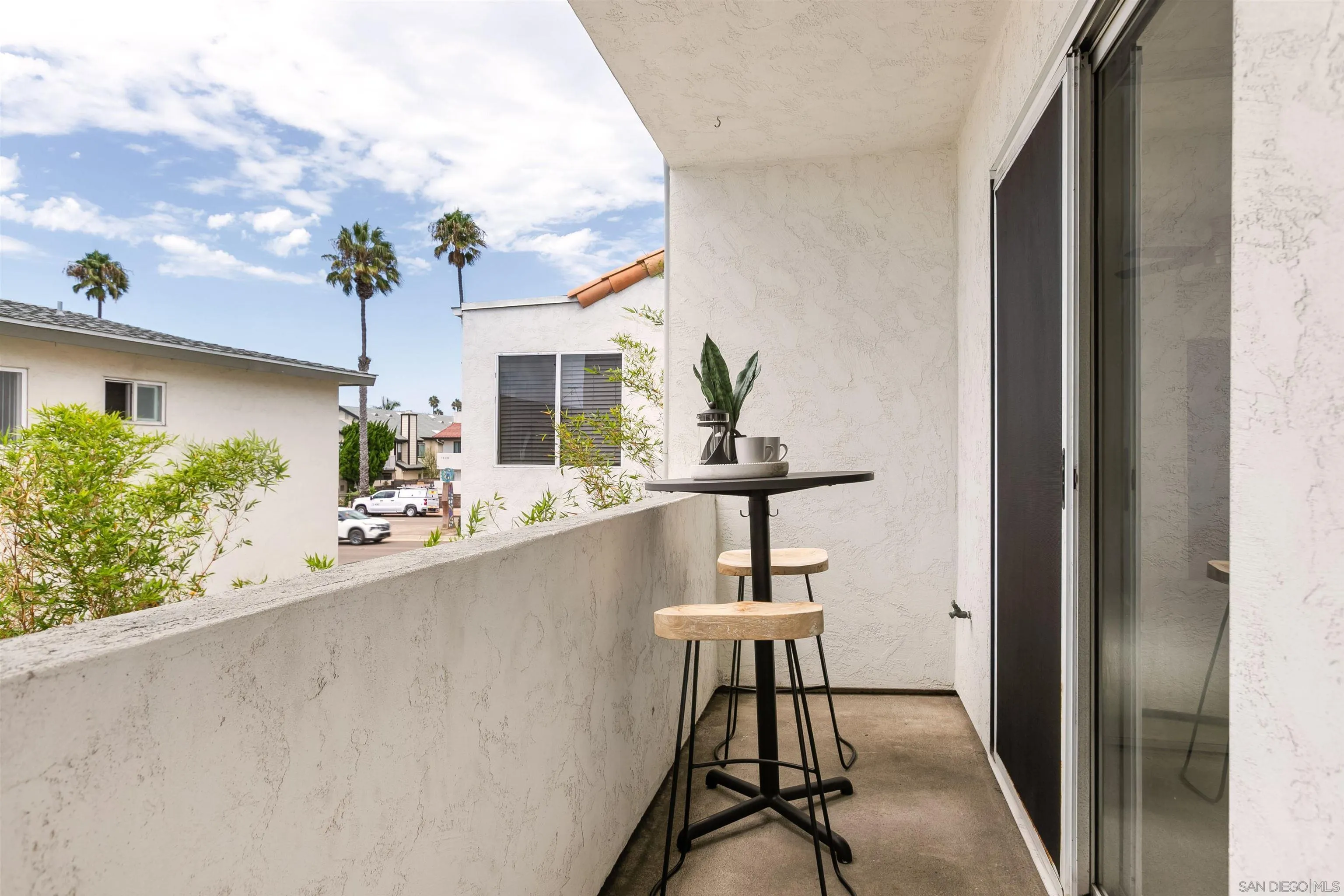 1445 Grand Ave Unit B