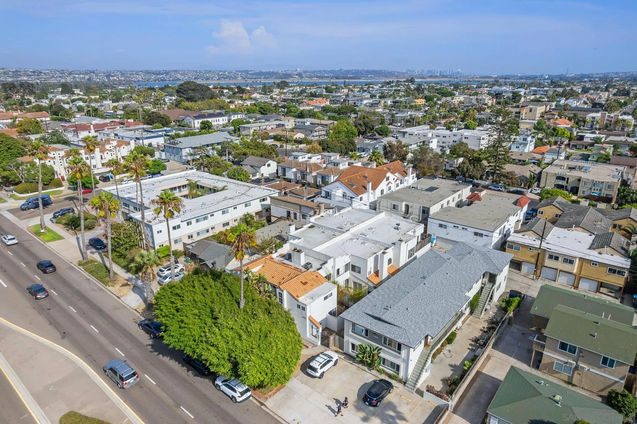 1445 Grand Ave Unit B