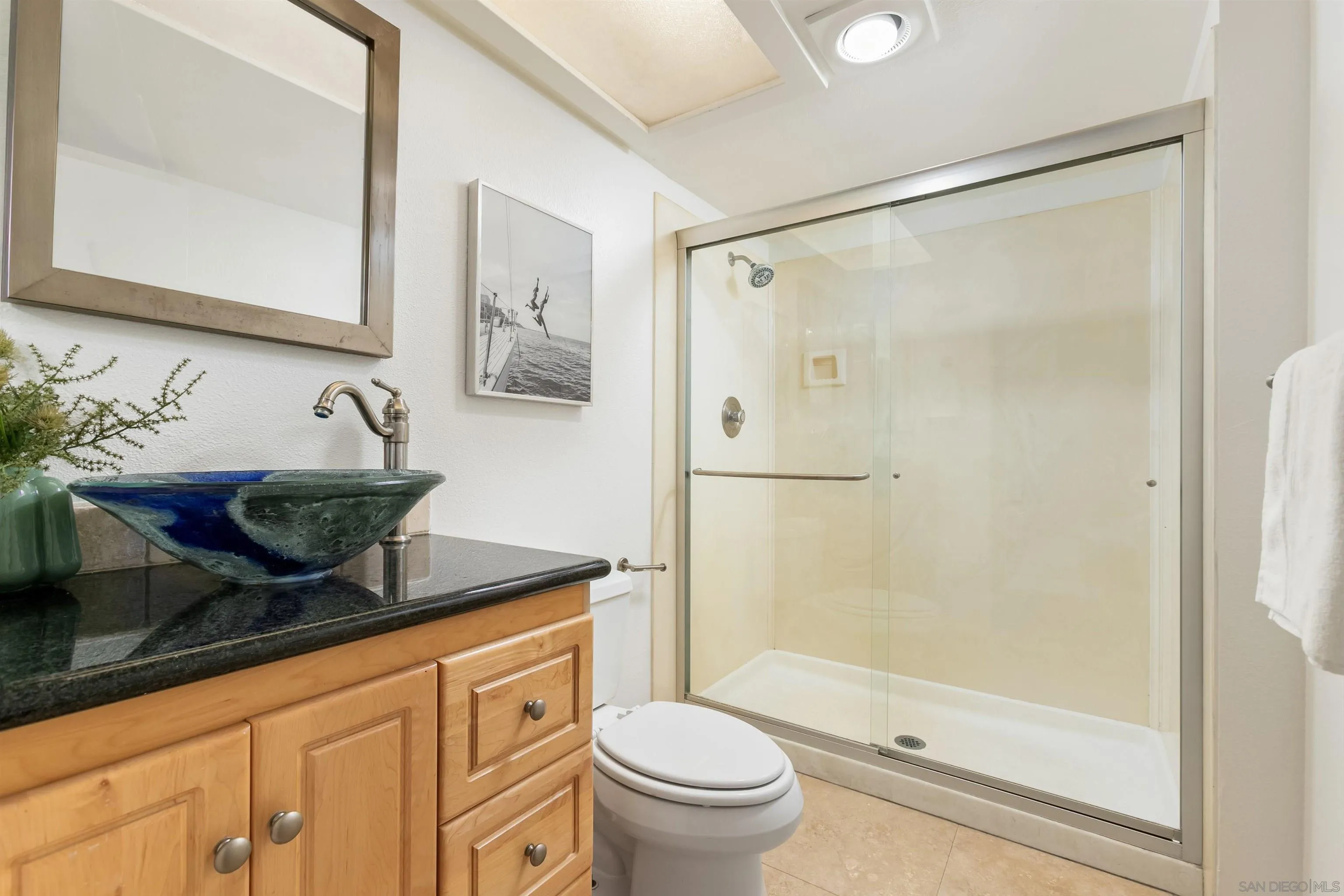 1445 Grand Ave Unit B