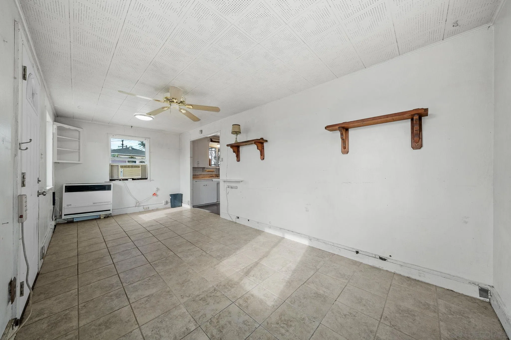 2716 Columbine St.