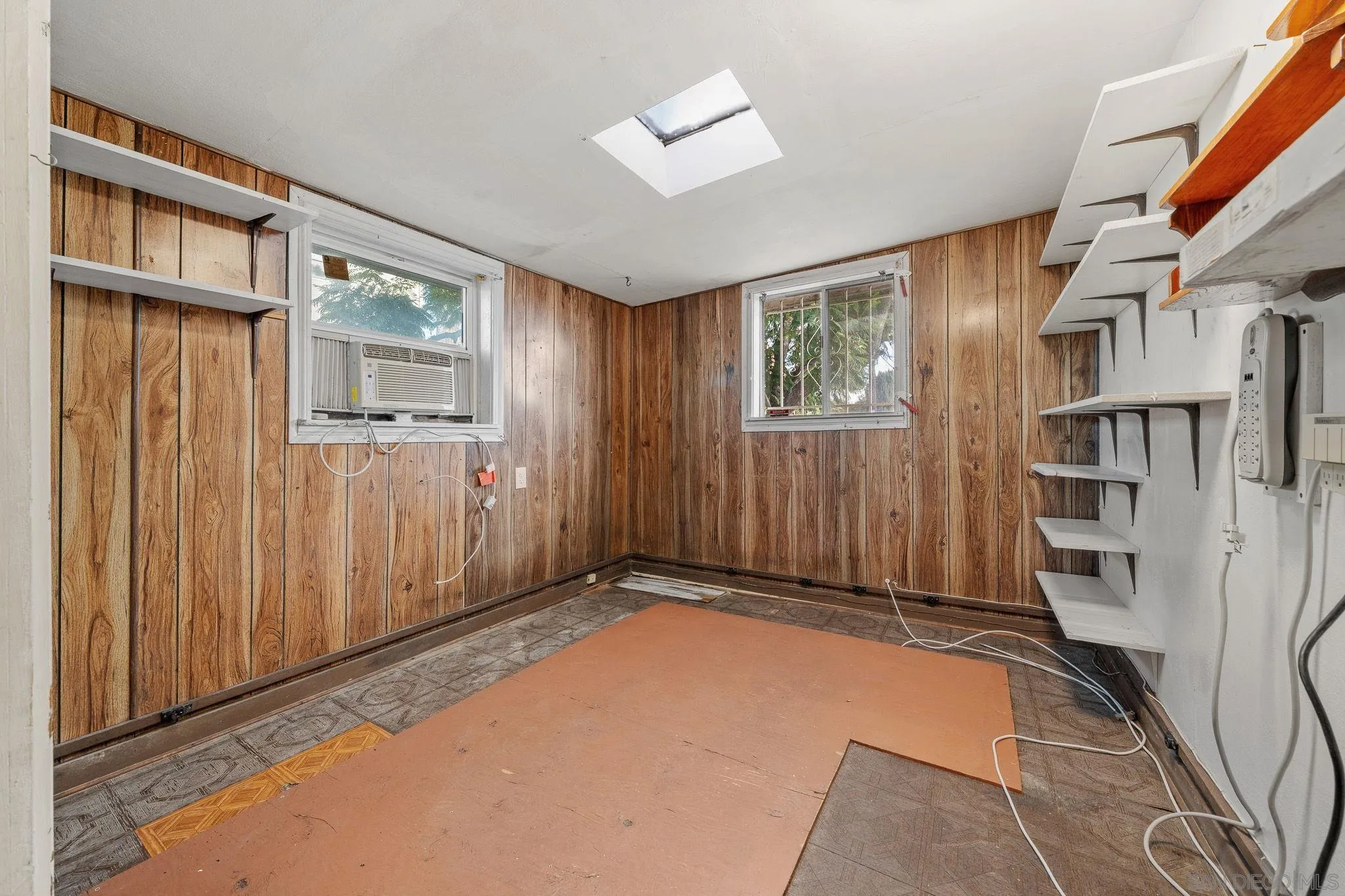 2716 Columbine St.