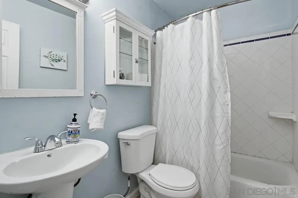 4444 W Point Loma Blvd Unit 75