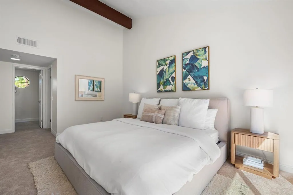 3150 Avenida Alcor
