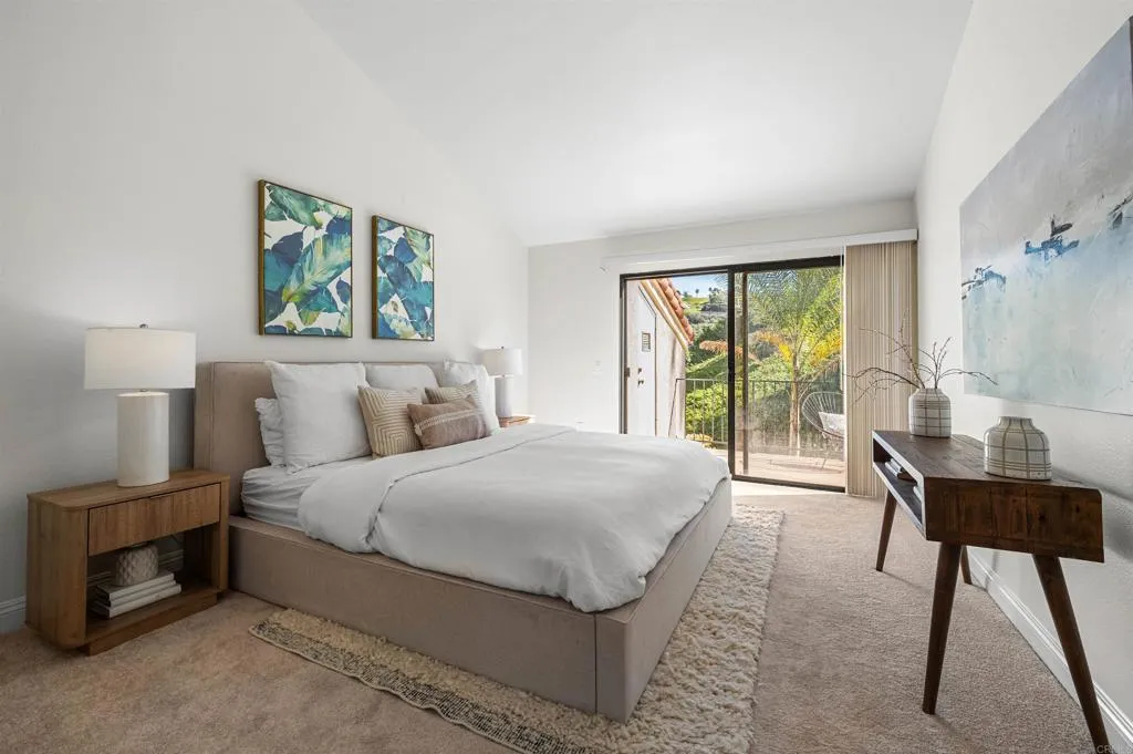 3150 Avenida Alcor