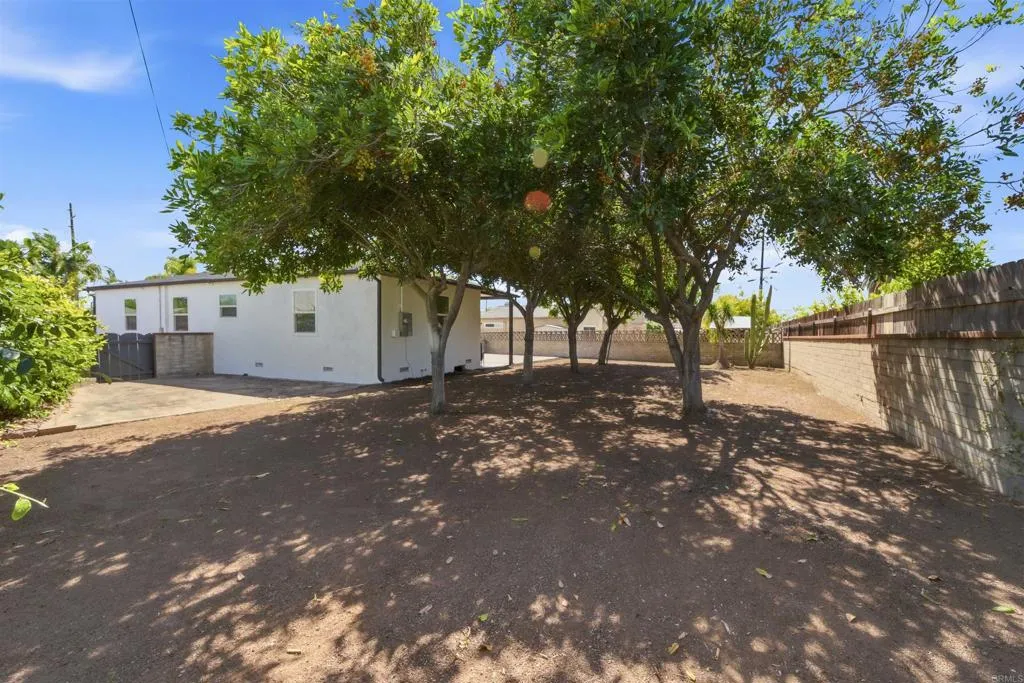 2238 Charles Way