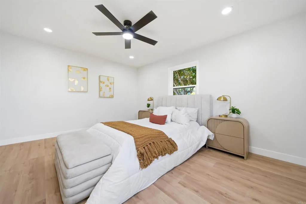 2238 Charles Way