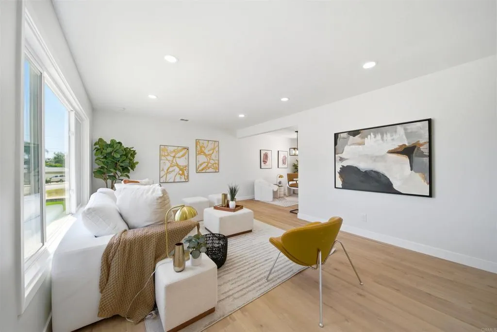 2238 Charles Way