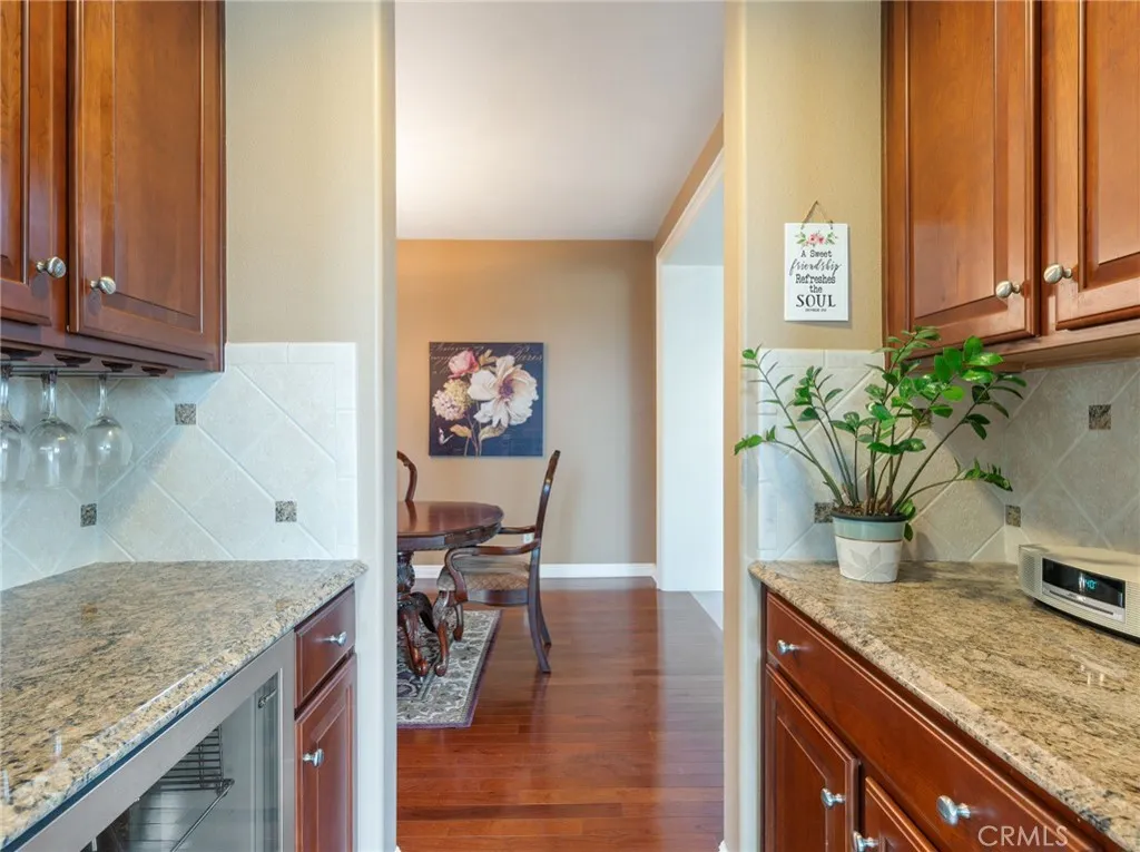 45242 Oakville Court