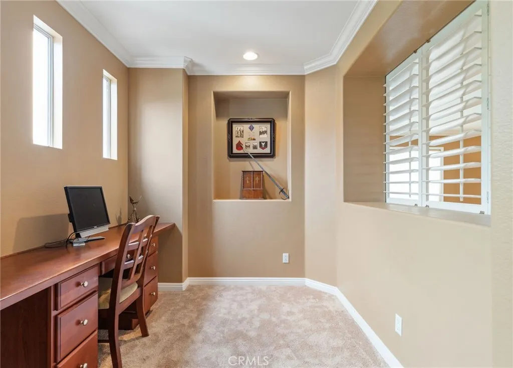 45242 Oakville Court