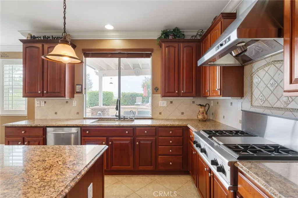 45242 Oakville Court