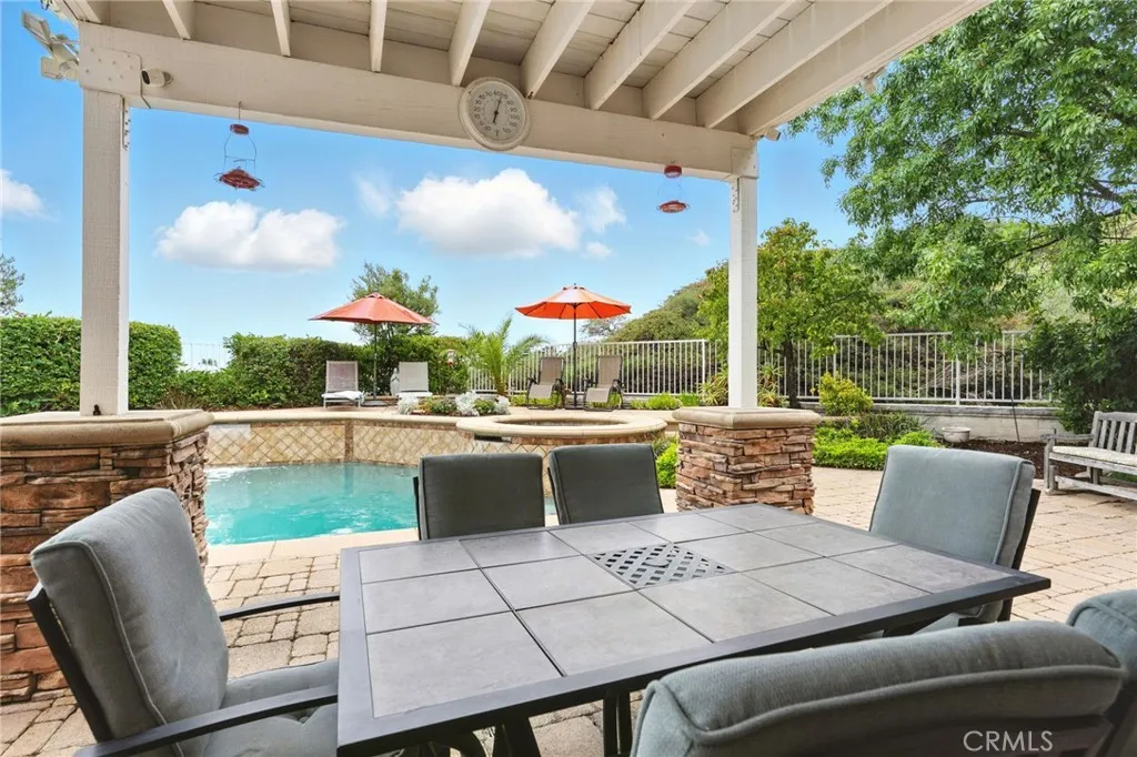 45242 Oakville Court