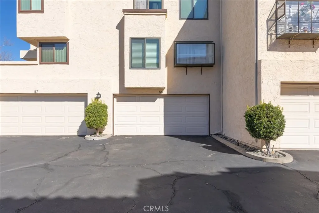 5715 Baltimore Dr Unit 86
