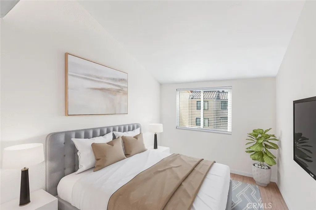 5715 Baltimore Dr Unit 86