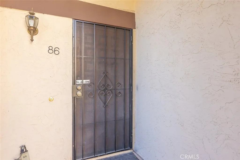 5715 Baltimore Dr Unit 86