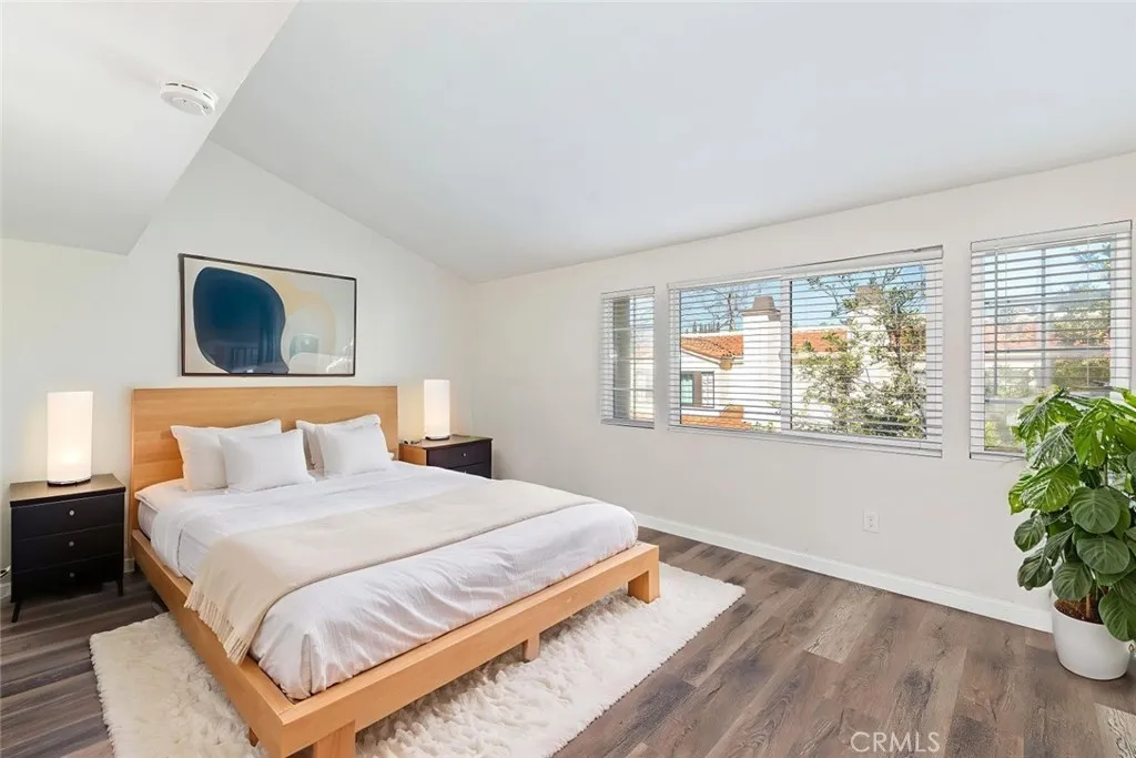 5715 Baltimore Dr Unit 86