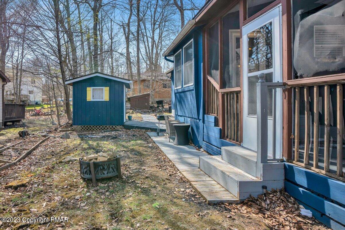 7106 Robinwood Drive
