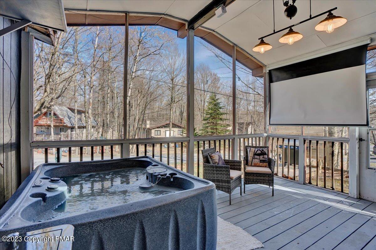 7106 Robinwood Drive