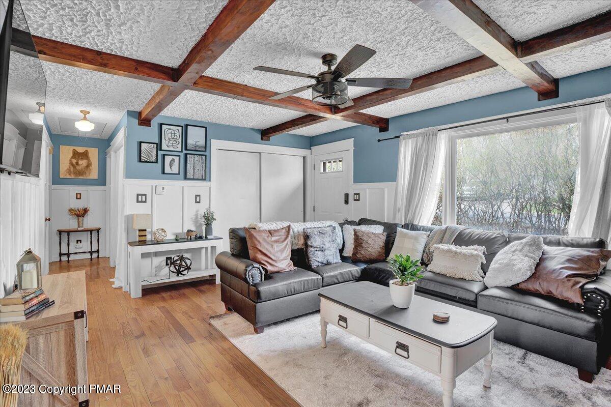 7106 Robinwood Drive
