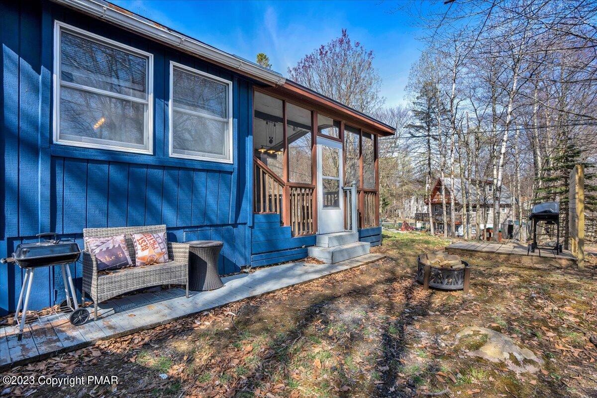 7106 Robinwood Drive