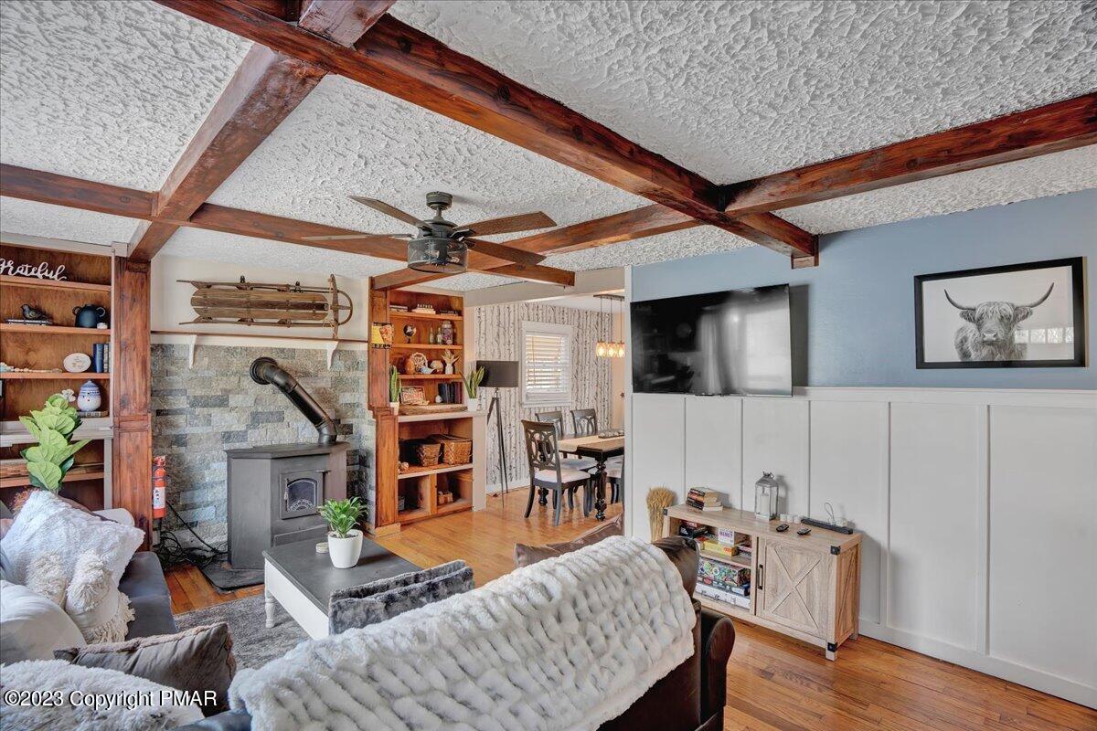 7106 Robinwood Drive