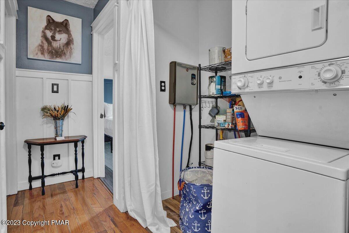 7106 Robinwood Drive