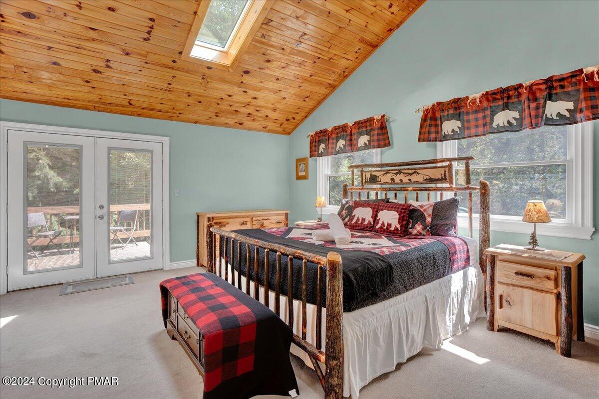 572 Sir Jeoffrey Court