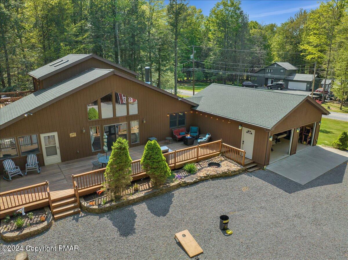 572 Sir Jeoffrey Court