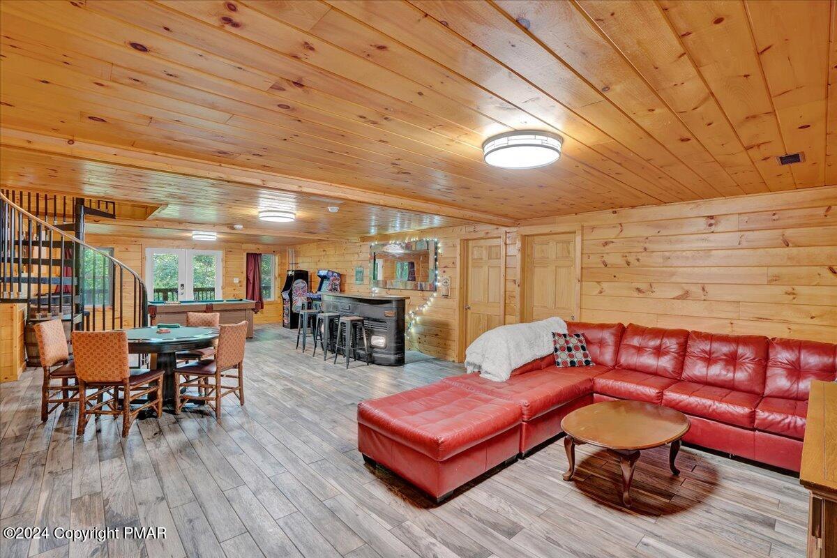 8 River Dr AKA Lehigh Drive