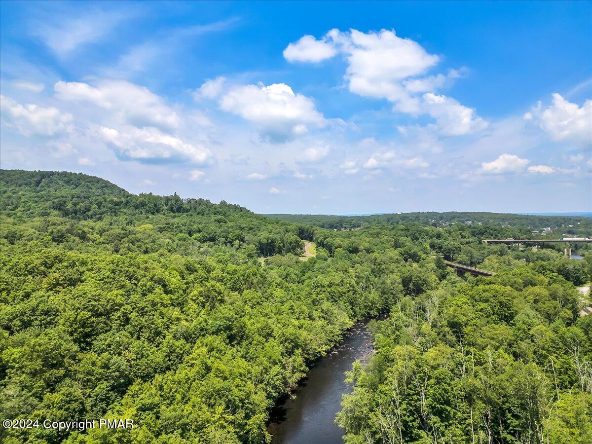 8 River Dr AKA Lehigh Drive