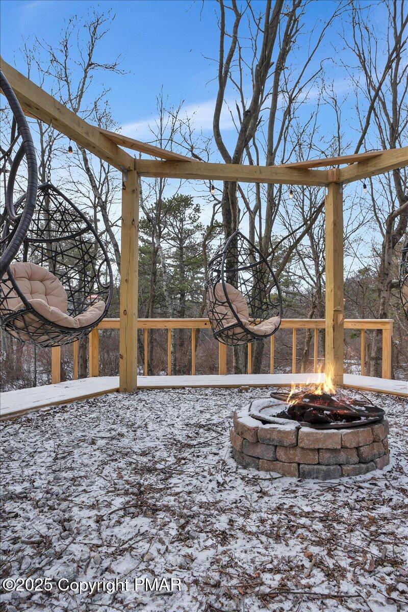 2633 Long Pond Road