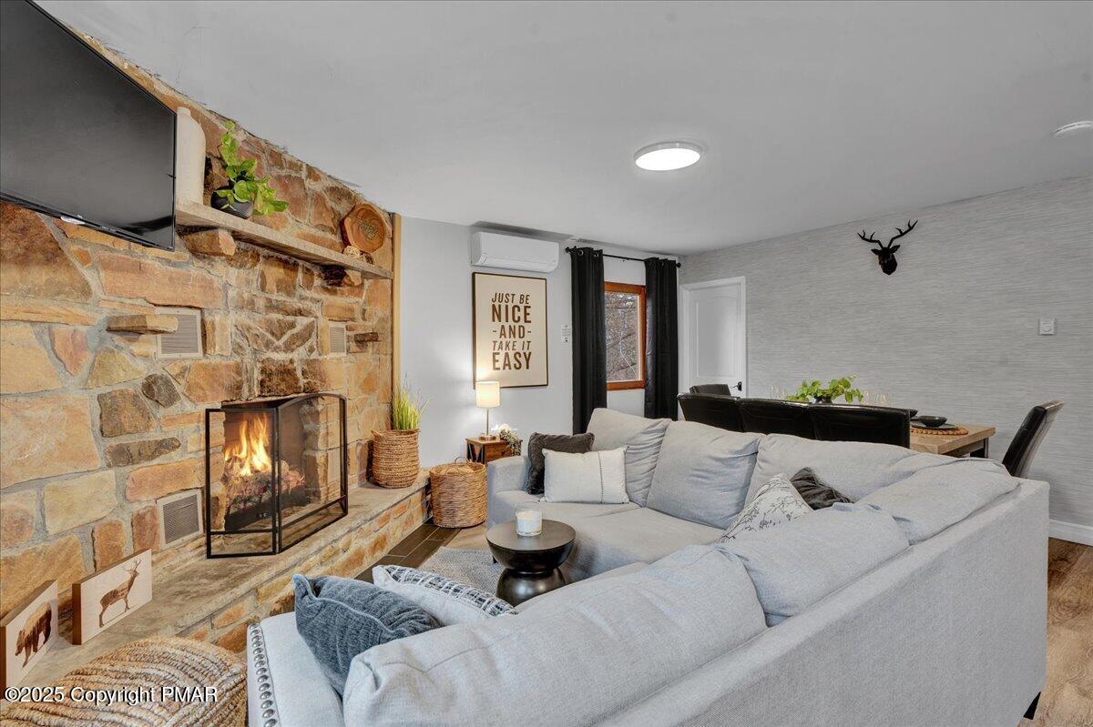 2633 Long Pond Road
