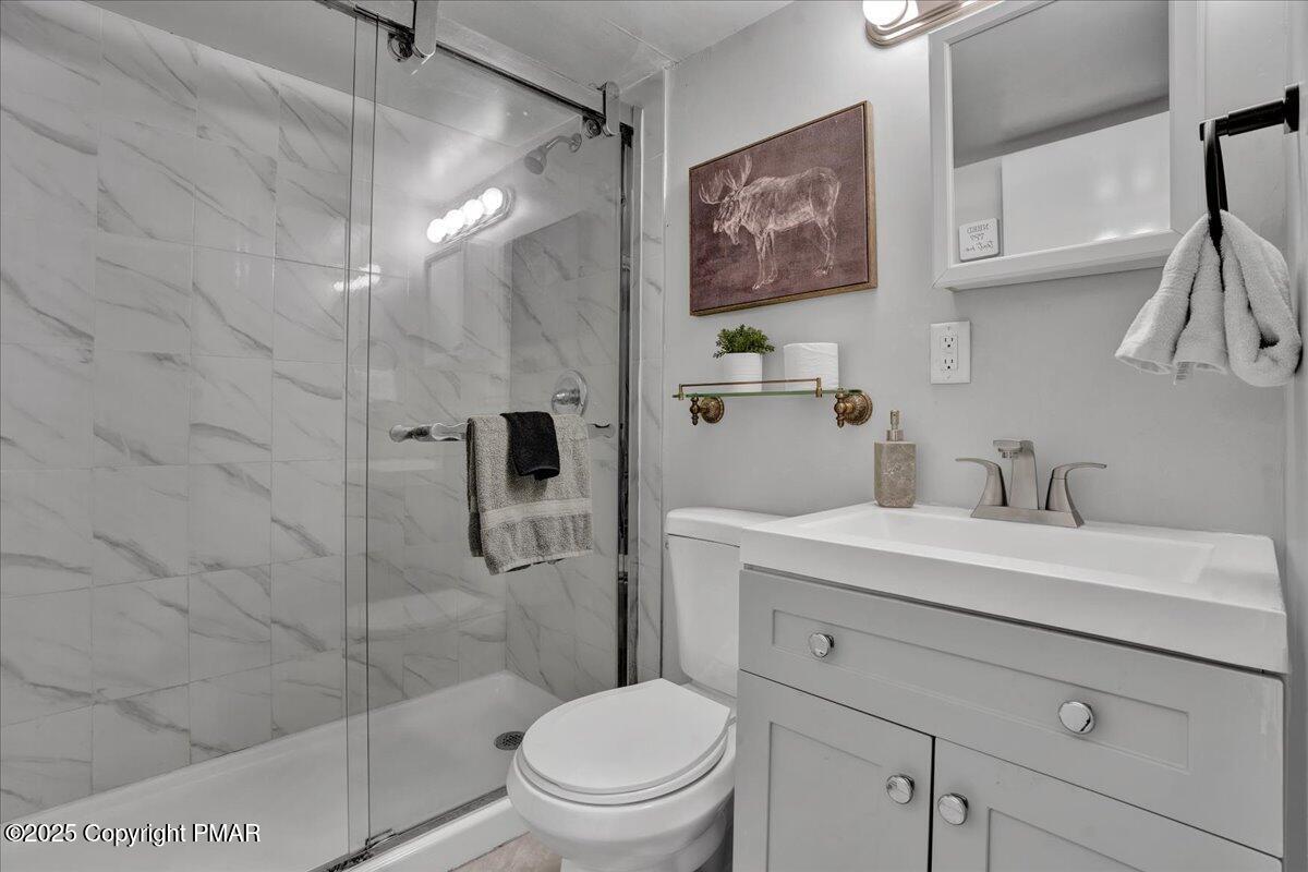2633 Long Pond Road
