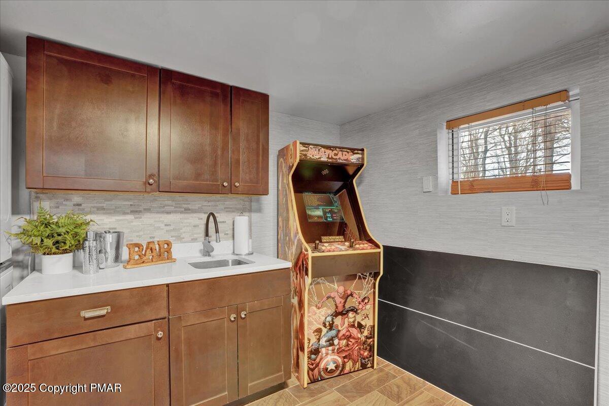 2633 Long Pond Road